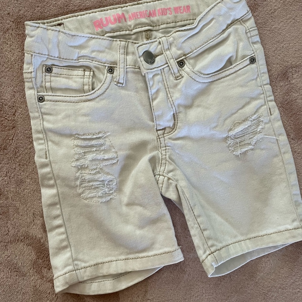 Ruum Kids Girls shorts Sz 5